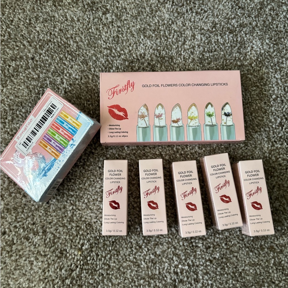 Color changing lip sticks (bundle )